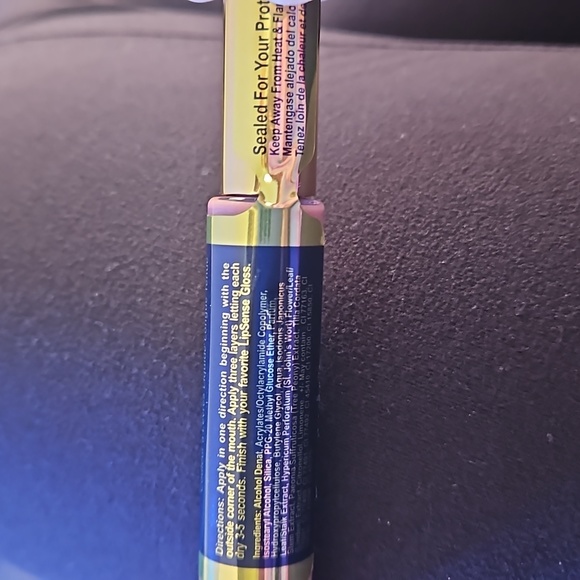 Bombshell Lipsense - Picture 2 of 3